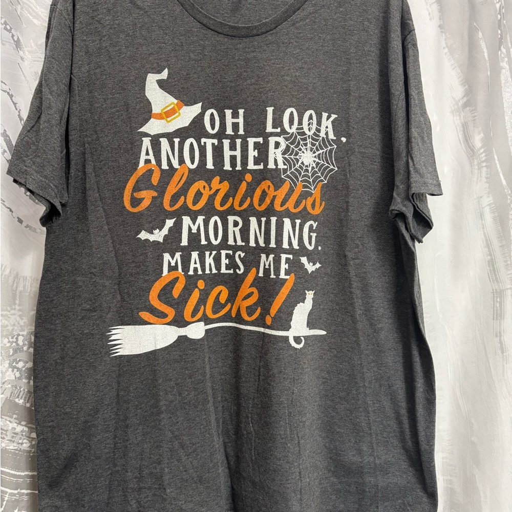 Hocus Pocus Graphic T-Shirt